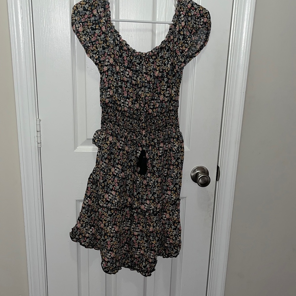 brand: justify. size: m. color: floral, black, pink, white, green.